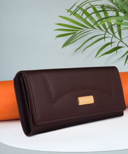 MR. RAAQ CREATION Clutch